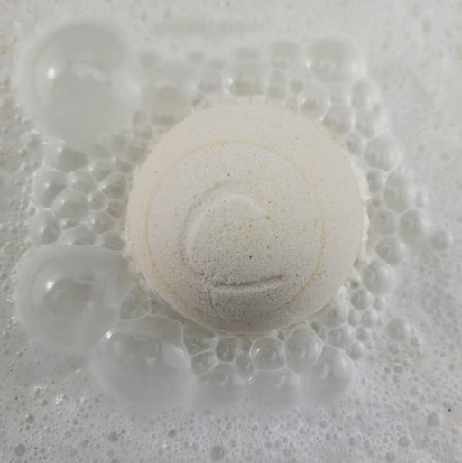 Cleopatra Therapy Bomb (Soothing Oatmeal, Milk & Honey Bath Bomb)